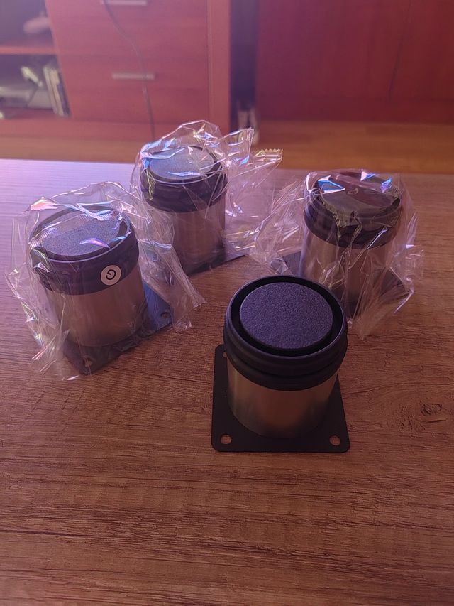 4 Patas muebles - Aluminio y plástico negro