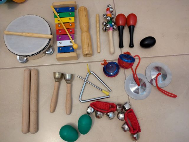 Kit de instrumentos musicales infantiles