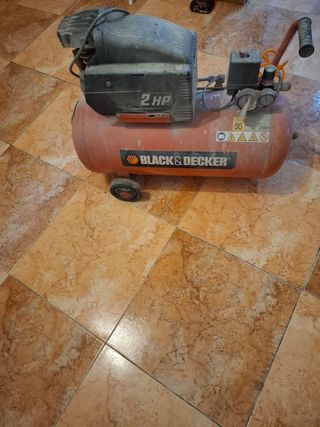 Compresor Black&Decker 2HP