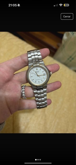 Reloj Pulsar plateado