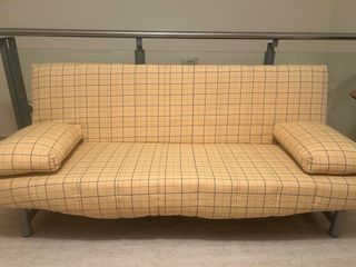 Sofá cama beige - Cómodo y limpio