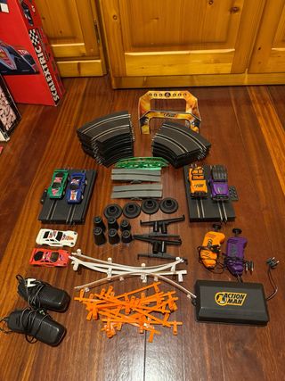 2 Scalextric: Action Man Racing Extreme y otro