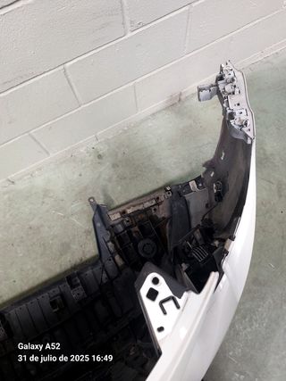 Paragolpes delantero Peugeot 3008  GT Line de 2018