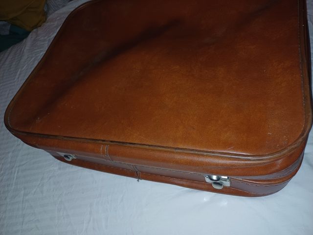 Mala de couro castanho vintage