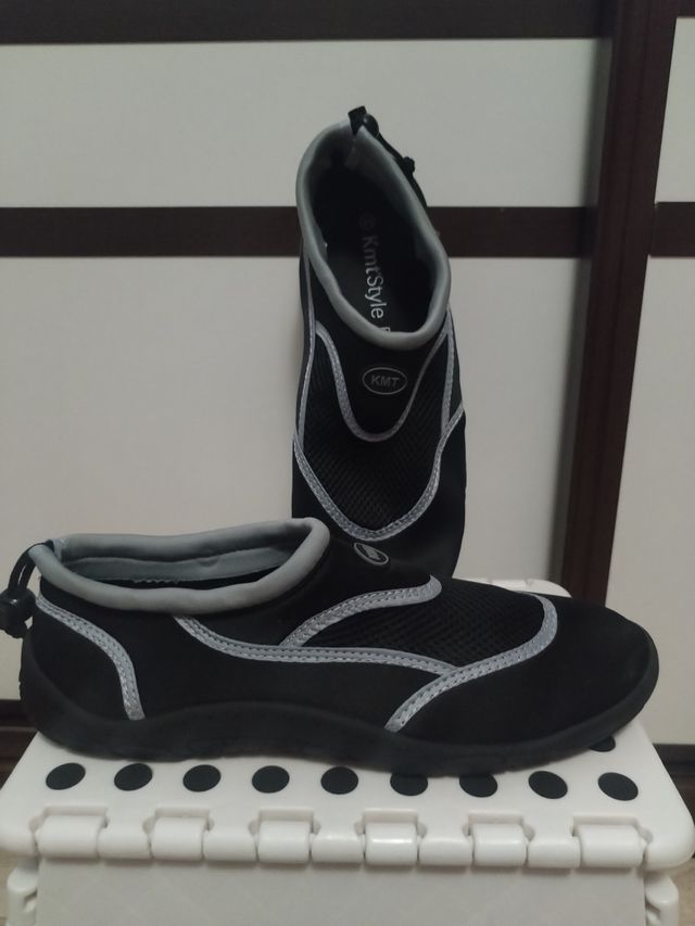 Zapatillas agua KnitStyle - negras/grises