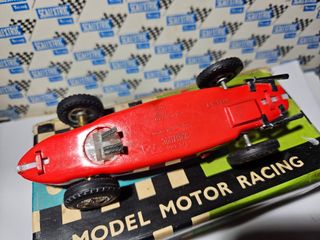 Scalextric Ferrari 156 Rojo guía fija año 1965