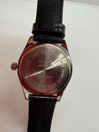 Reloj Casio unisex - correa negra