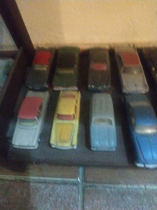 20 macchinine giocattolo Dinky & Corci, anni '50