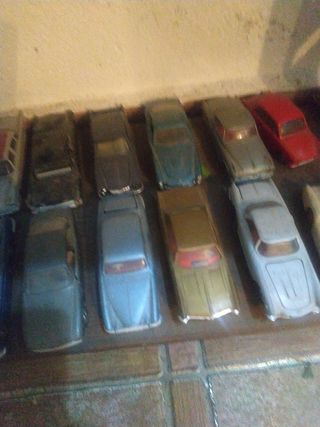 20 macchinine giocattolo Dinky & Corci, anni '50