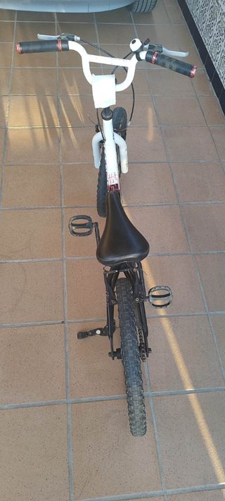 Bicicleta Monty infantil versión BMX 20"