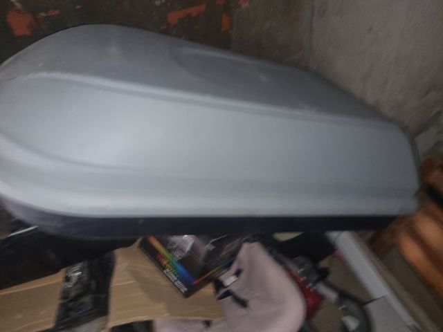 Maleta portaequipajes coche