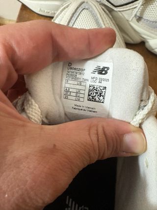 Zapatillas New Balance 9060 Beige