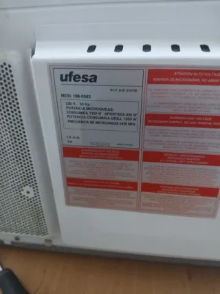 Microondas Ufesa Compact Grill 190