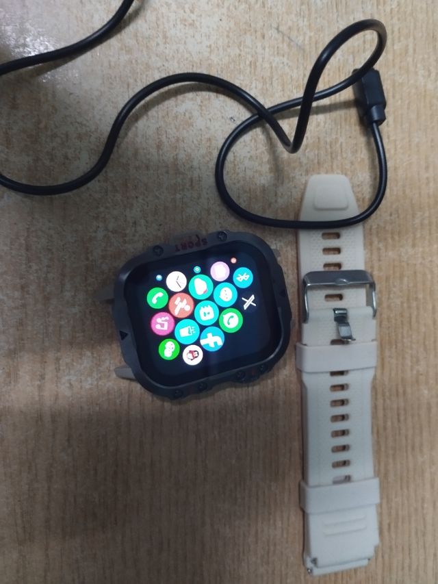 Smartwatch Hombre Gris y Blanco