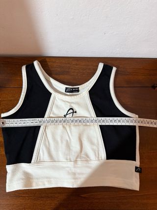 Top corto Arr. Wow bianco e nero