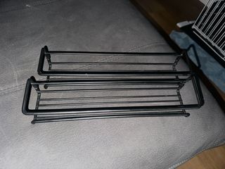 2 Especieros metálicos negros