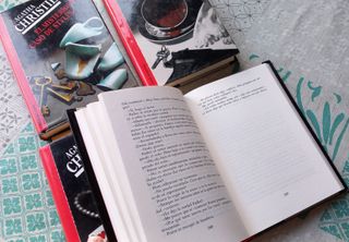 Lote cuatro novelas de Agatha Christie