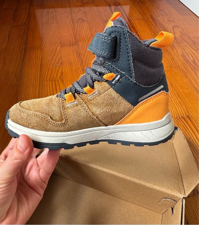 Botitas nieve niño talla 26