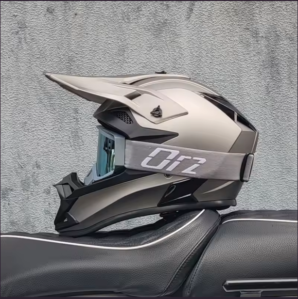 Casco Motocross ORZ Off-Road y Enduro.