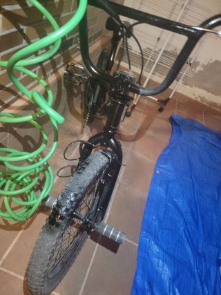 BMX negra
