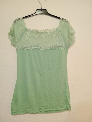 Camisa verde encaje