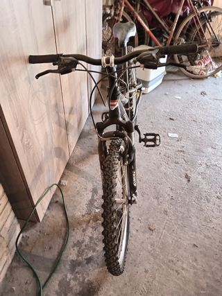 Bicicleta Conor niño 24" usada