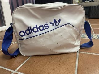 Bandolera Adidas vintage 
