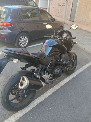 Kawasaki Z750