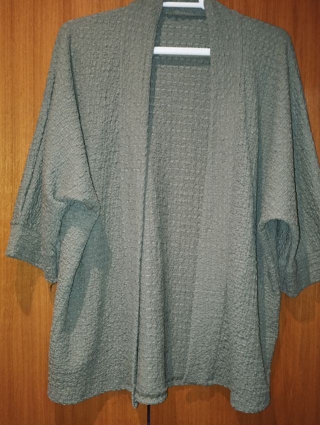 Chaqueta punto verde oliva