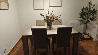 Mesa comedor madera -ceramica beige/marrón