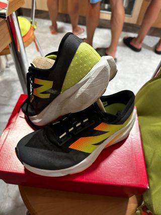Zapatillas New Balance FuelCell Rebel v4