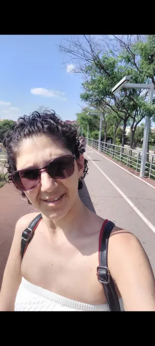 Canguro ,camarera, ventas ,limpieza, Dependienta.