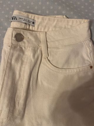 2 Pantalones ZARA Mum Fit blancos Talla 36 nuevo
