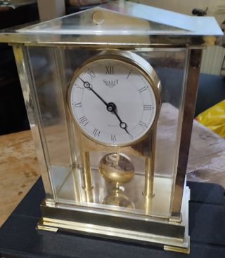 Select, reloj de pie