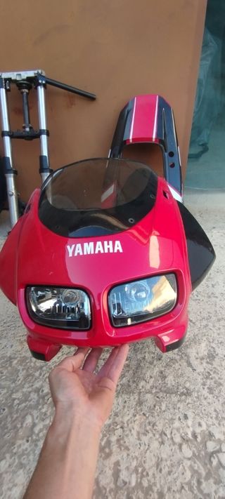 Yamaha Fazer FZS 98: Carenado