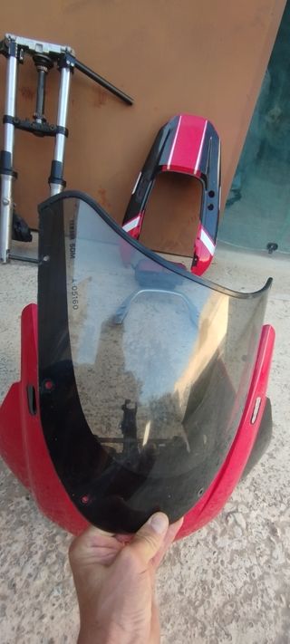 Yamaha Fazer FZS 98: Carenado