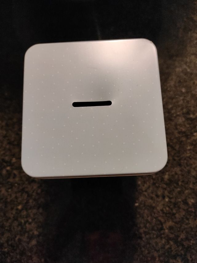 Hucha metálica para viajes