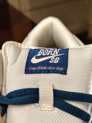 Nike Dunk Low - Talla 40