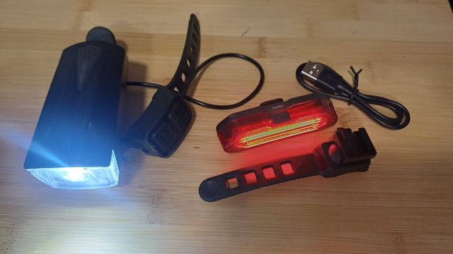 Luz bici Omeril LD320 - delantera y trasera