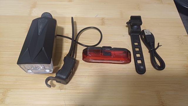 Luz bici Omeril LD320 - delantera y trasera