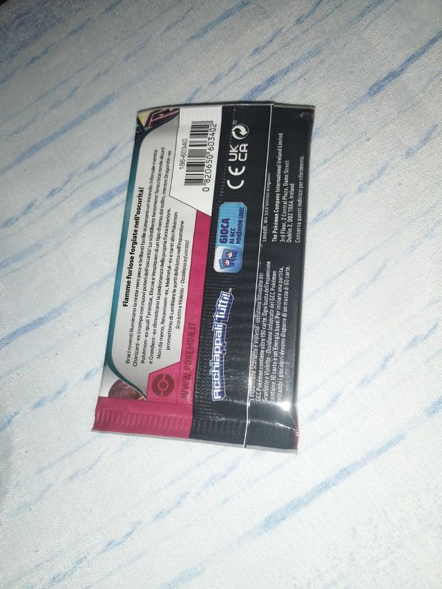 Busta Carte Pokemon - Ossidiana Infuoco