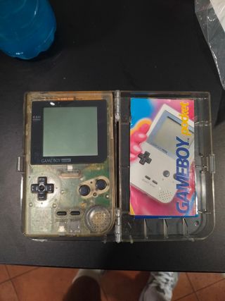 Game Boy Pocket Translúcida