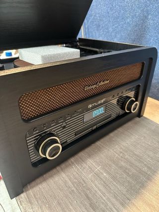 MUSE MT-115W Radio Tocadiscos