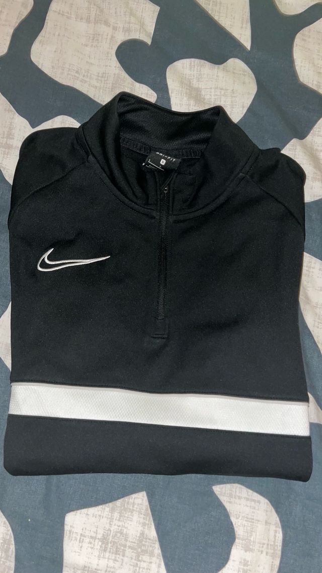 Sudadera Nike negra talla S