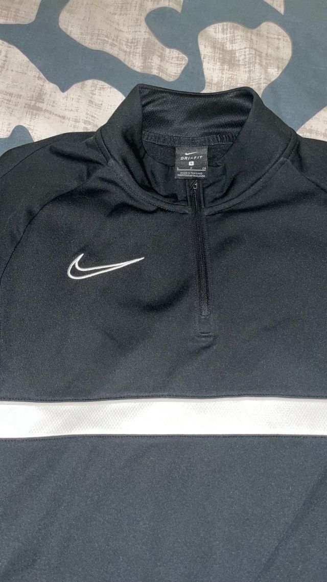 Sudadera Nike negra talla S