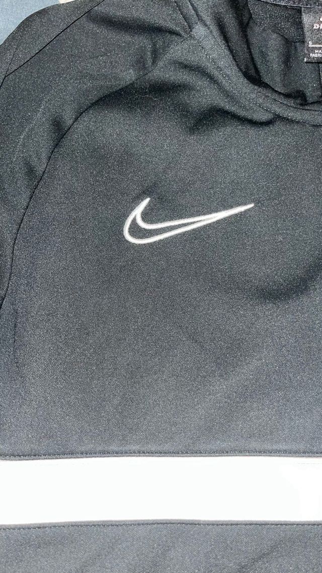 Sudadera Nike negra talla S