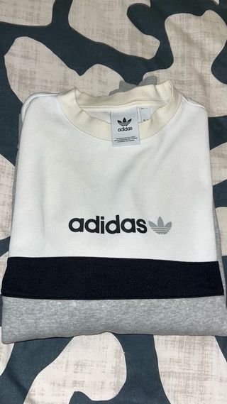 Sudadera Adidas gris y blanca