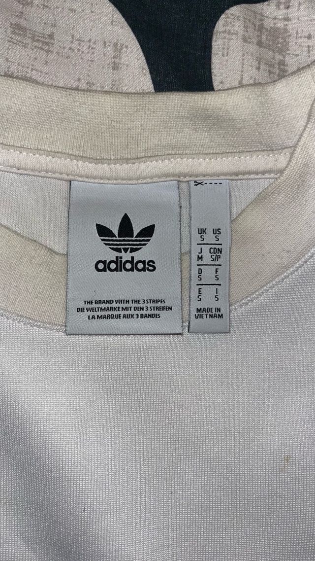 Sudadera Adidas gris y blanca