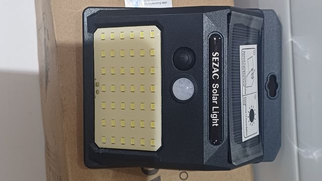 Luz Solar SEZAC con Sensor