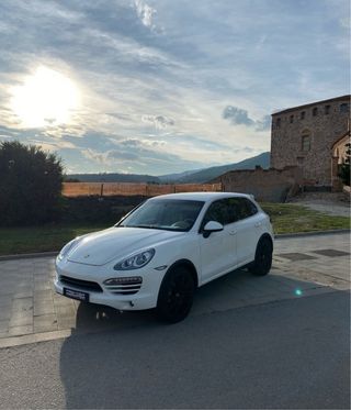 Porsche Cayenne 2012
